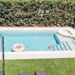 With Swimming Pool - 24680 Umag