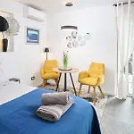 With Swimming Pool - 24680 Apartament Umag