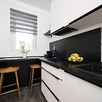 With Swimming Pool - 24680 Apartament Umag