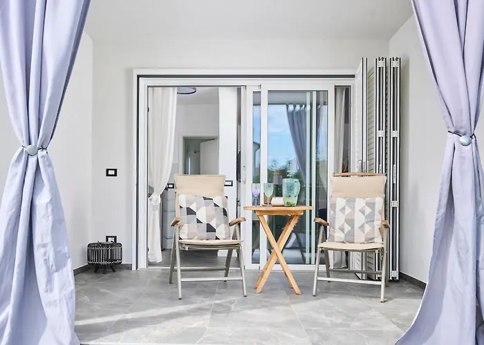 With Swimming Pool - 24680 * Umag